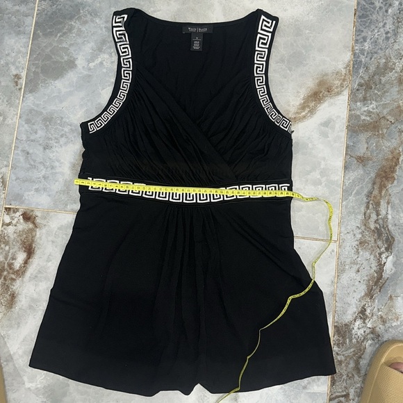 WHBM Black Sleeveless Top - Picture 6 of 8